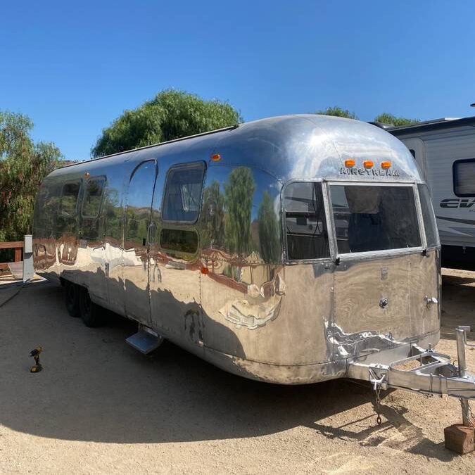 1969 Airstream Sovereign 31ft